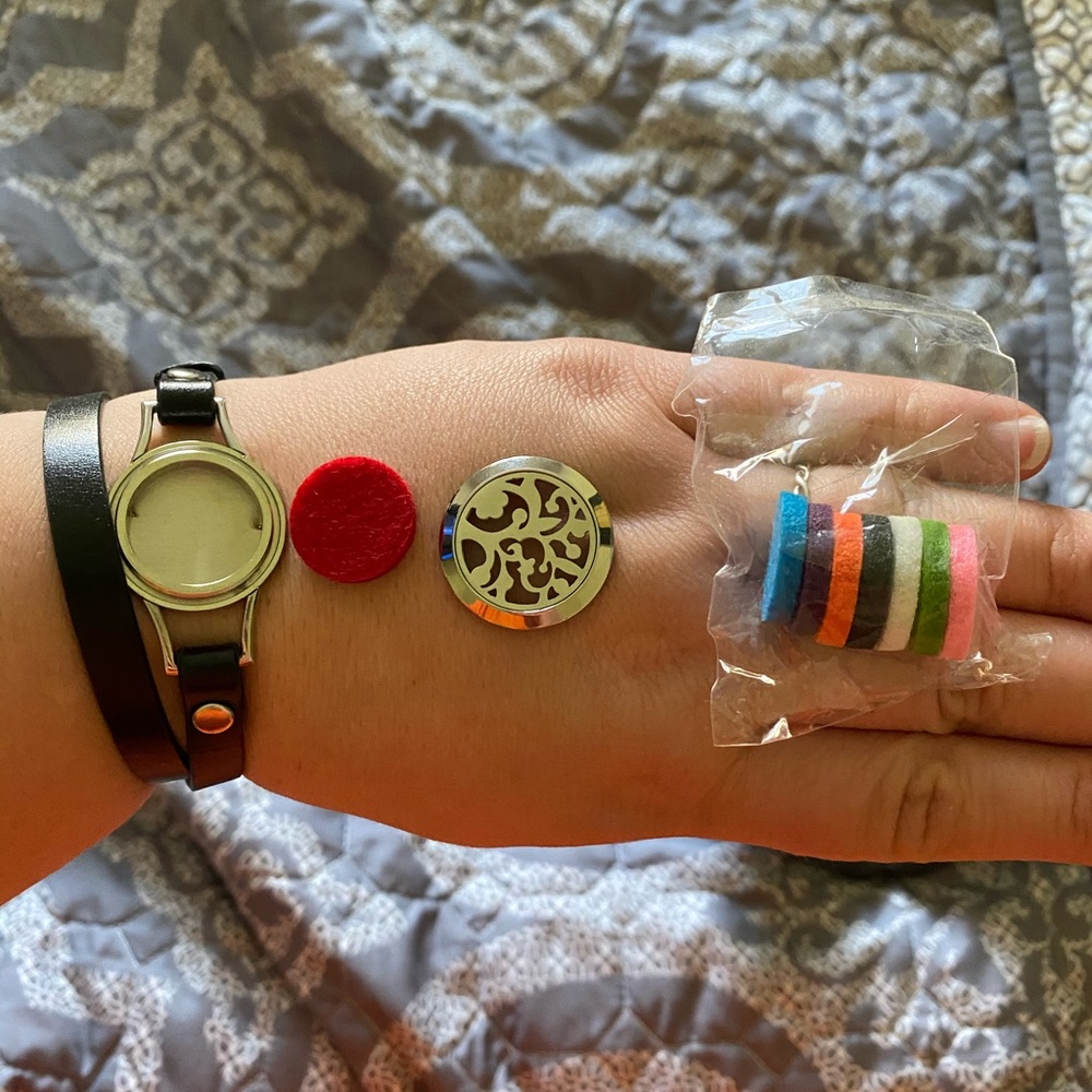 Diffuser wrap bracelet - Picture 3 of 8